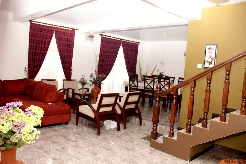 נוארה אליה Perera Homestay מראה חיצוני תמונה