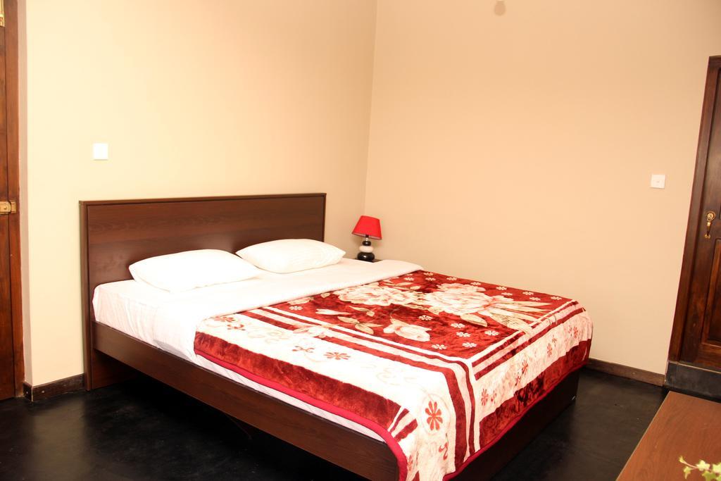 נוארה אליה Perera Homestay מראה חיצוני תמונה
