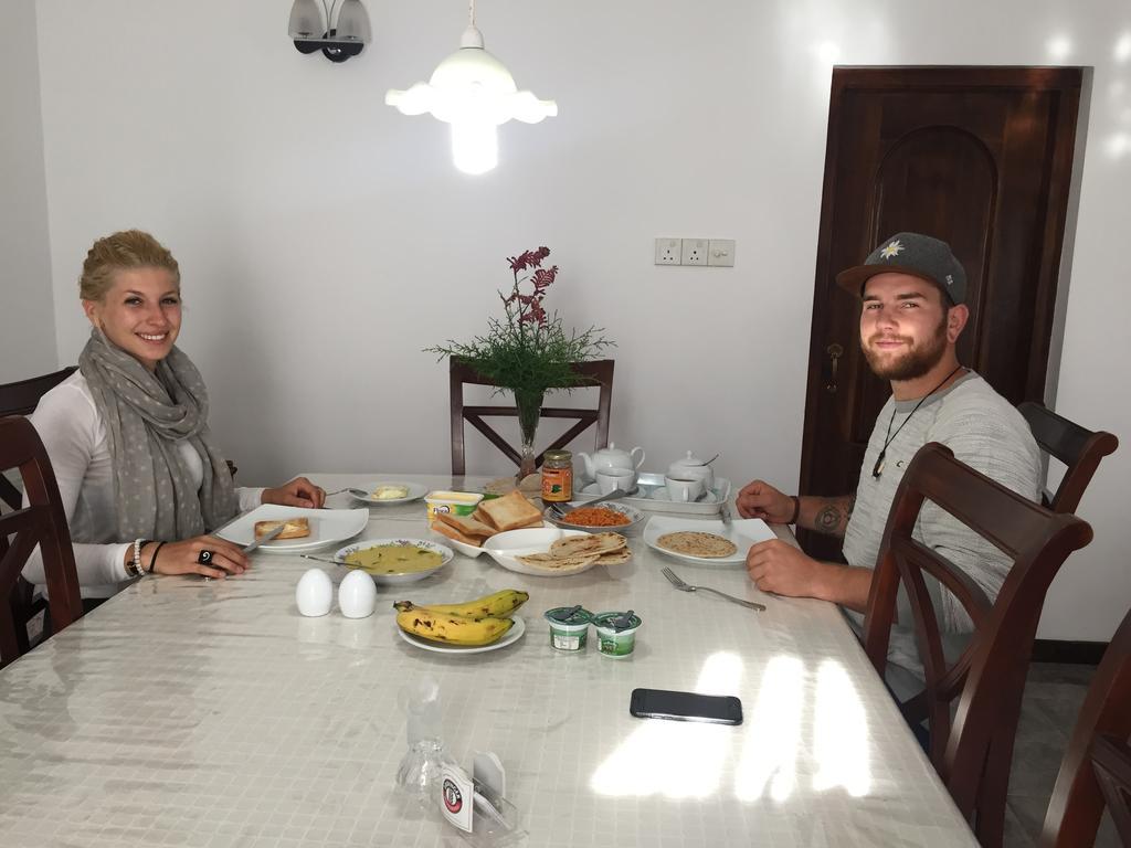 נוארה אליה Perera Homestay מראה חיצוני תמונה